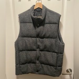 Vince vests- Men-size L